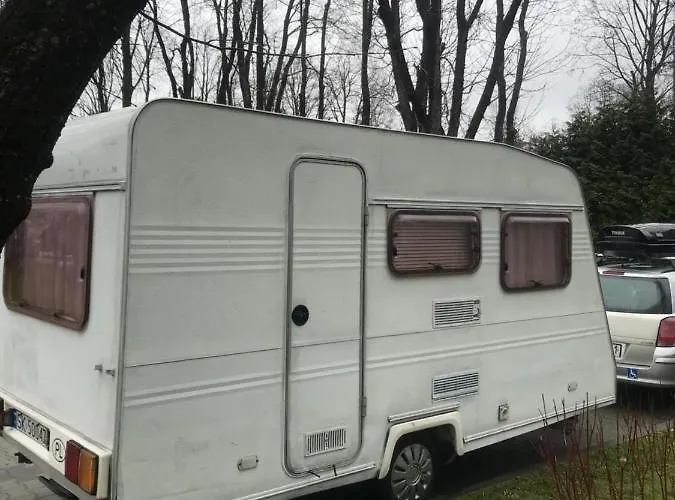 Campingplads Przyczepa Campingowa Ogrzewana !!temperatura 17lub 18stopni